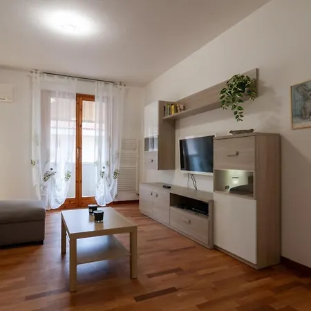 Appartamento Fg Follonica